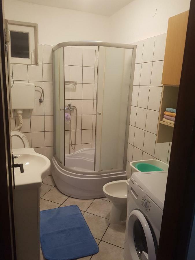 Apartman Toja Apartment Сен Екстериор снимка
